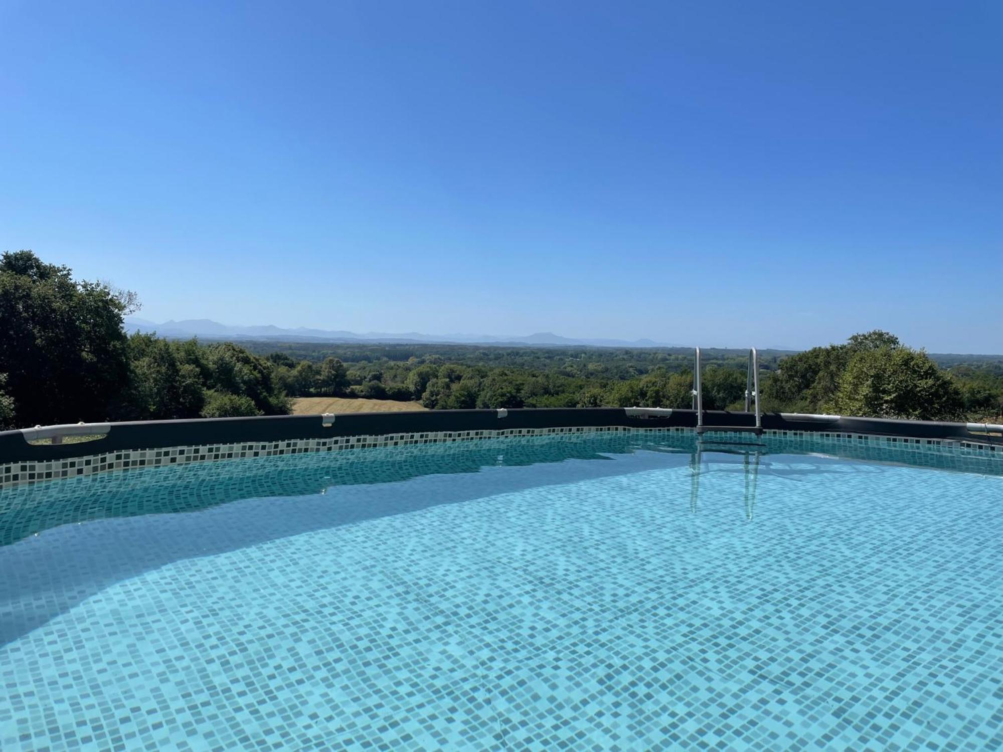 Le Pouy * Saint-Martin-de-Hinx